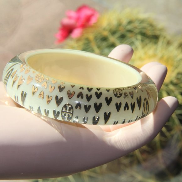 Tory Burch Clear, Ivory Lucite Gold Heart Bangle - Picture 11 of 12